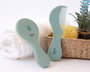 KioKids Set Peine y Cepillo Cerdas Naturales Colección Petits Moments Verde Salvia +0 Meses