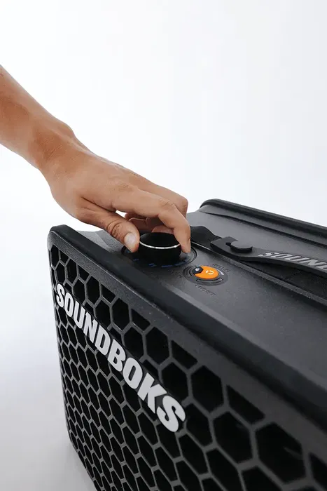 SOUNDBOKS Go Altavoz Bluetooth 5.0 Negro Autonomía 40h IP65 144W