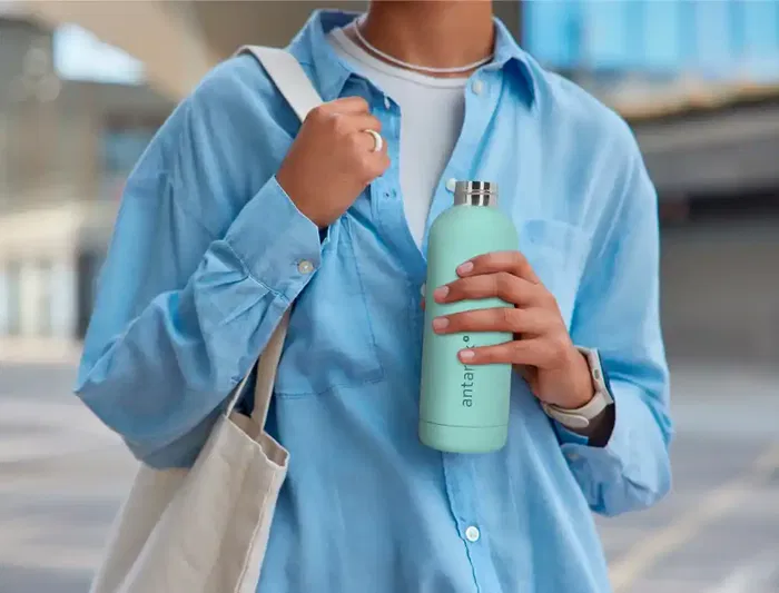 Antartik Botella Portaliquidos Isotermica Acero Inoxidable Libre de BPA, Mantiene Frío 24h Calor 12h, Color Menta, 500 ml