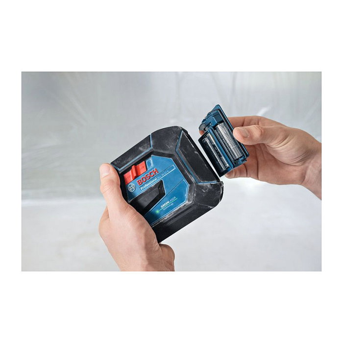 Bosch Professional GLL 20-22 G con láser verde, trípode BT 150 y maletín