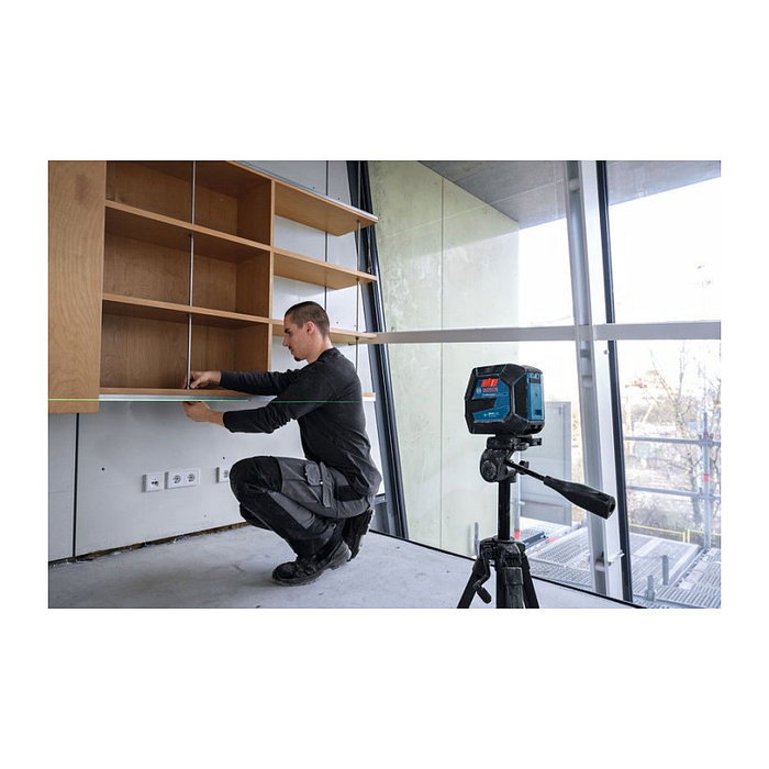 Bosch Professional GLL 20-22 G con láser verde, trípode BT 150 y maletín
