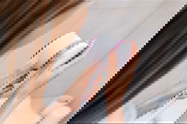 Beurer FC-25 Cepillo Corporal Eléctrico Resistente al Agua para Limpieza Suave y Profunda de la Piel Beurer FC-25 Cepillo Corporal Eléctrico Resistente al Agua para Limpieza Suave y Profunda de la Piel