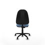 Silla de oficina Algarra con mecanismo Contacto permanente básico tapizada con Tela color Azul cielo. Equipada con Base poliamida negra, Sin brazosy Topes