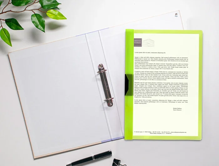 Liderpapel 45303 Carpeta Dossier con Pinza Lateral, Polipropileno, DIN A4, Verde, para 30 Hojas