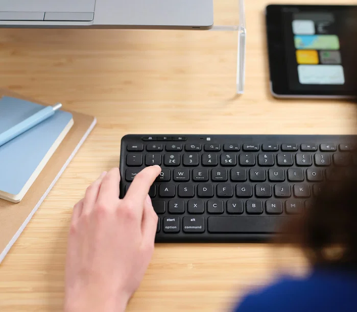 Trust Lyra Teclado Inalámbrico Compacto QWERTY Español Negro Trust Lyra Teclado Inalámbrico Compacto QWERTY Español Negro