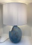 DKD Home Decor Lámpara de Sobremesa de Cristal y Lino Azul y Blanco