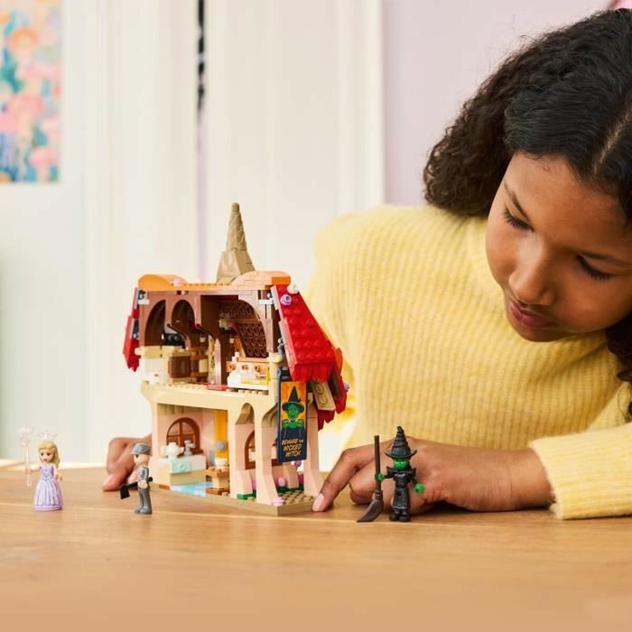 LEGO Wicked Glinda y Elphaba en Munchkinland 75690