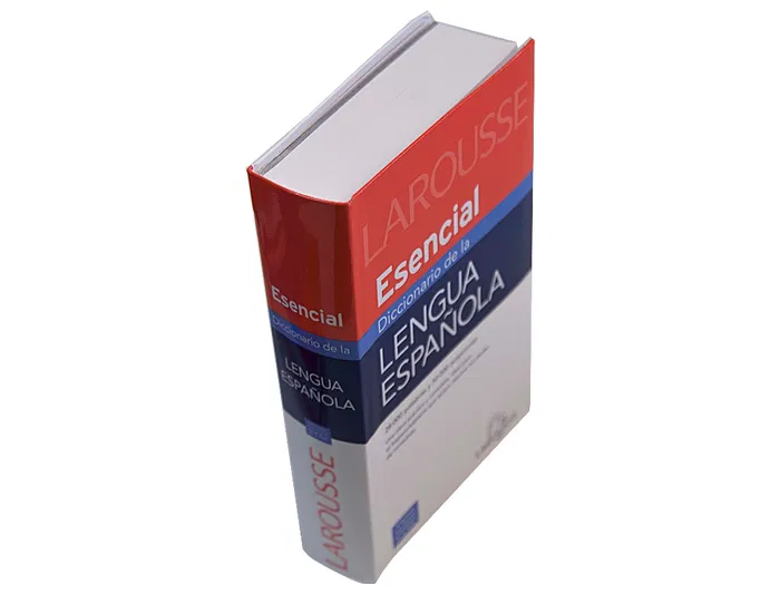 Larousse Diccionario Esencial Español. Práctico y completo, con 28.000 palabras y apéndice gramatical.