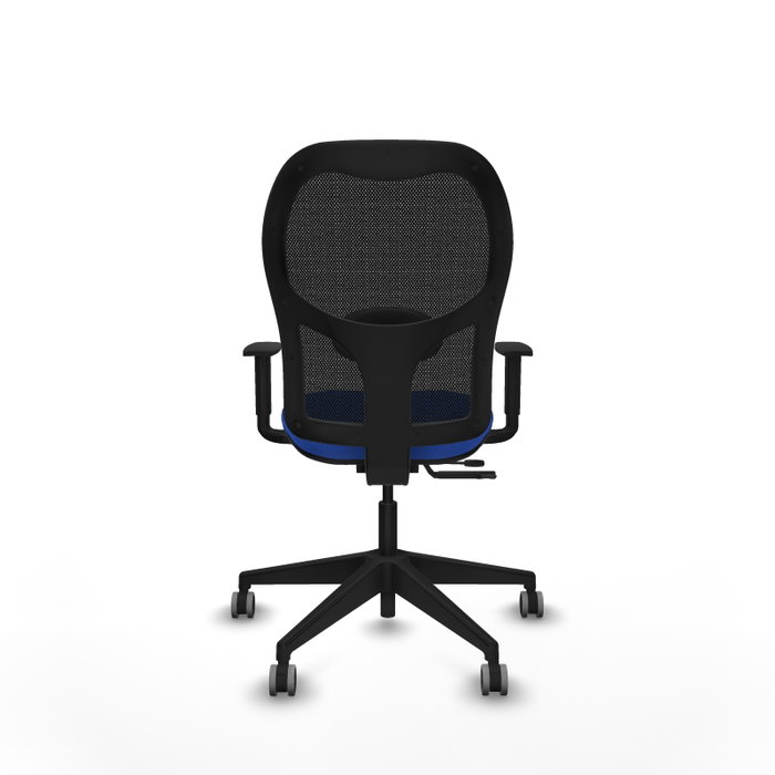 Silla de oficina Alocén con mecanismo Sincro/Traslack tapizada con Tela color Azul y malla color Negro. Equipada con lumbar 1D, Brazos 1D y Ruedas 65 mm parqué