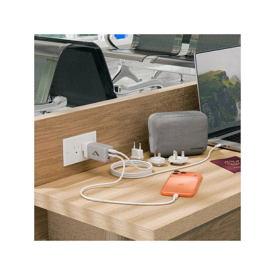Alogic Rapid Power 67W Multi-Country Travel Charger