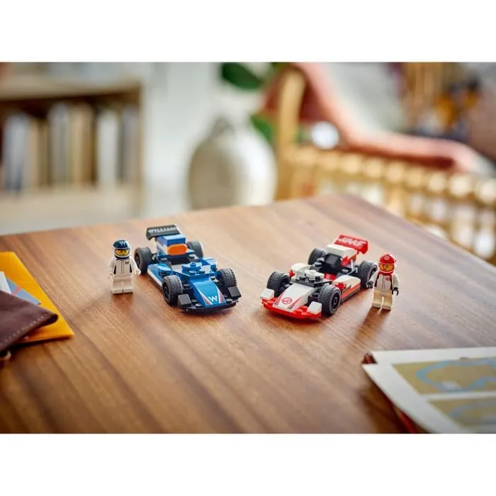 LEGO City Coches de F1 Williams Racing y Haas F1 con minifiguras de pilotos