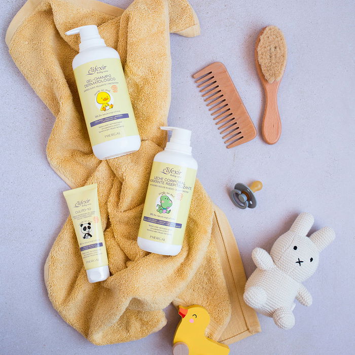 E'LIFEXIR BABY CARE CESTA PARA PIEL SENSIBLE ESTUCHE 6 pz Gel-Champú + Leche Corporal + Crema Pañal + Crema Facial + Peluche