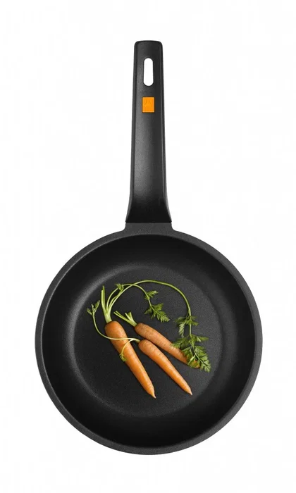 Bra Sartén Efficient A271216 de 16cm con Antiadherente Teflon Platinum Plus, Aluminio Fundido, Apta para Inducción, Lavavajillas y Todo Tipo de Cocinas