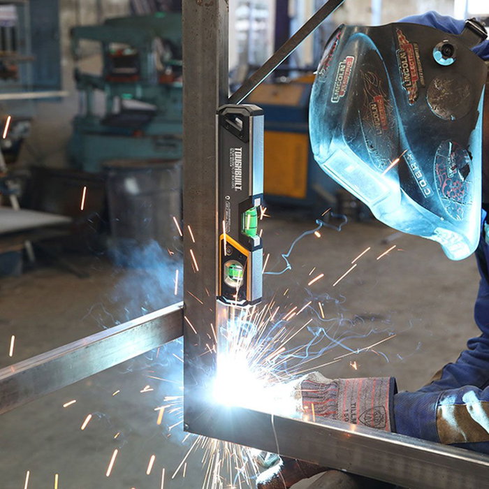 Toughbuilt TB-H2-L-M23-LH-M Nivel Magnético Tubular con Burbuja Iluminada LED 23 cm