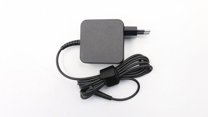 Lenovo Adaptador de corriente 45W, 20V, 2.25A, Negro Lenovo Adaptador de corriente 45W, 20V, 2.25A, Negro
