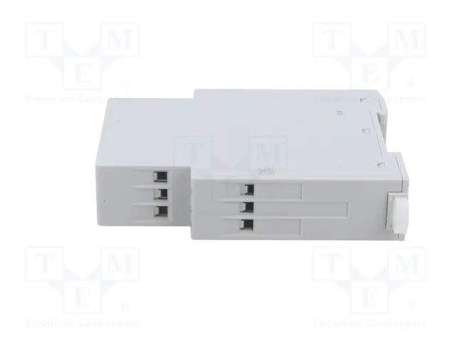 FINDER Relé de monitorización de temperatura para motor