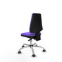 Silla de oficina Elche con mecanismo Asincro tapizada con Tela color Lila. Equipada con Base cromada, Sin brazos y Ruedas 65 mm parqué