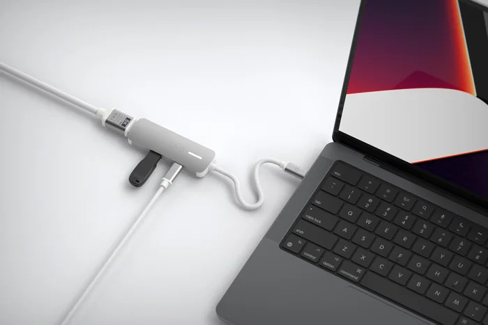 LINQ LQ49031 Adaptador Hub USB-C 3 en 1 con HDMI 2.0 4K/60Hz, USB-C PD 140W Carga Rápida y Puerto USB-A 3.2 5Gbps - Color Gris y Blanco LINQ LQ49031 Adaptador Hub USB-C 3 en 1 con HDMI 2.0 4K/60Hz, USB-C PD 140W Carga Rápida y Puerto USB-A 3.2 5Gbps - Color Gris y Blanco