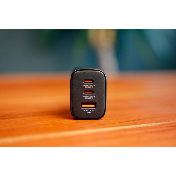 Verbatim Cargador de Pared Essentials GaN 65W 2xUSB-C 1xUSB-A Negro Verbatim Cargador de Pared Essentials GaN 65W 2xUSB-C 1xUSB-A Negro