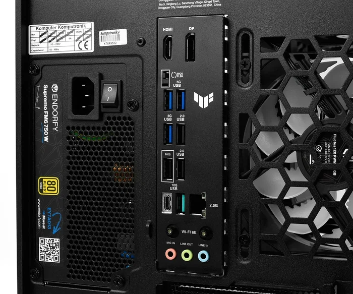 Komputronik Level UP [F02] PC Gaming Ryzen 7 7800X3D RX 9070 XT 32GB RAM 2TB SSD Windows 11 Home