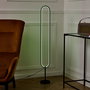 Home Deco Factory Lámpara Pie LED Oval 115 cm - 150 LEDs Luz Blanca, Cable USB, Estilo Contemporáneo