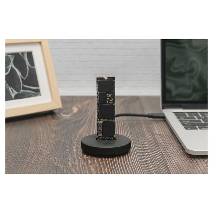 Digitus Docking Station USB-C a NVMe/SATA SSD Negro