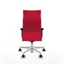 Sillón Albacete con mecanismo Sincro tapizada con Tela color Rojo. Equipado con Base poliamida blanca, Brazos 2D y Ruedas 65mm nailon