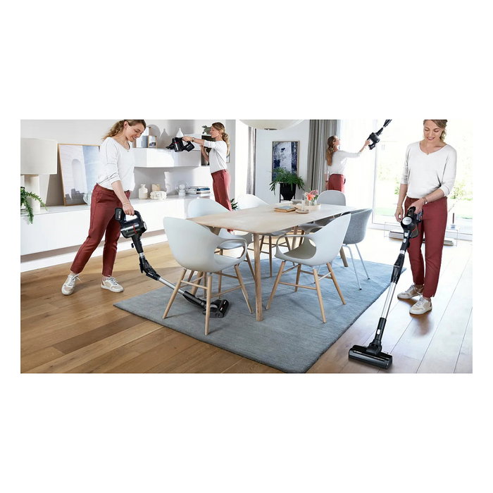 Bosch BSS715FRSH - Aspiradora escoba 2 en 1 sin bolsa, color negro y plata, 0.3L, para seco, batería 18V 5Ah extraíble, carga rápida, con cepillo para alfombra y suelo