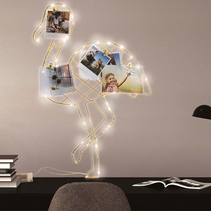 Home Deco Factory Portafotos Flamenco con Pinzas e Iluminación LED para Colgar o Apoyar Recuerdos Decoración