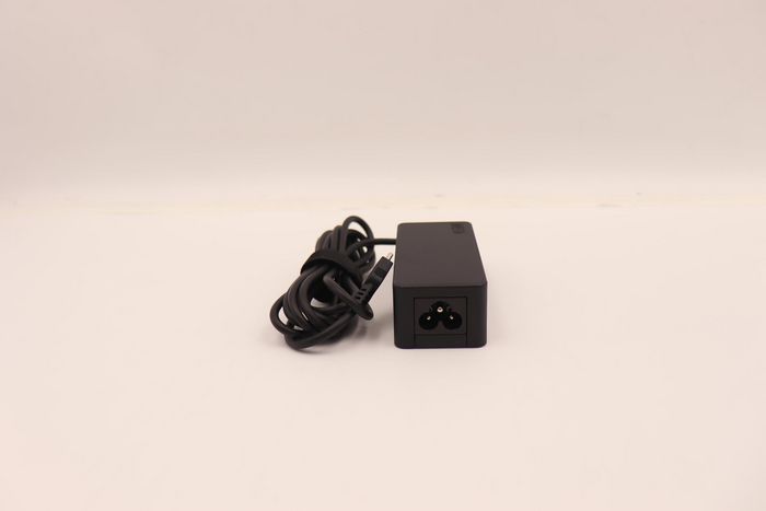 Lenovo Adaptador AC USB-C 45W con 3 Puertos, Soporta Múltiples Voltajes (20V/15V/9V/5V) para Laptops y Tablets