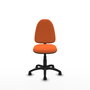 Silla de oficina Aýna con mecanismo Contacto permanente básico tapizada con Tela color Naranja. Equipada con Base poliamida negra, Sin brazos y Ruedas de nailon 50 mm