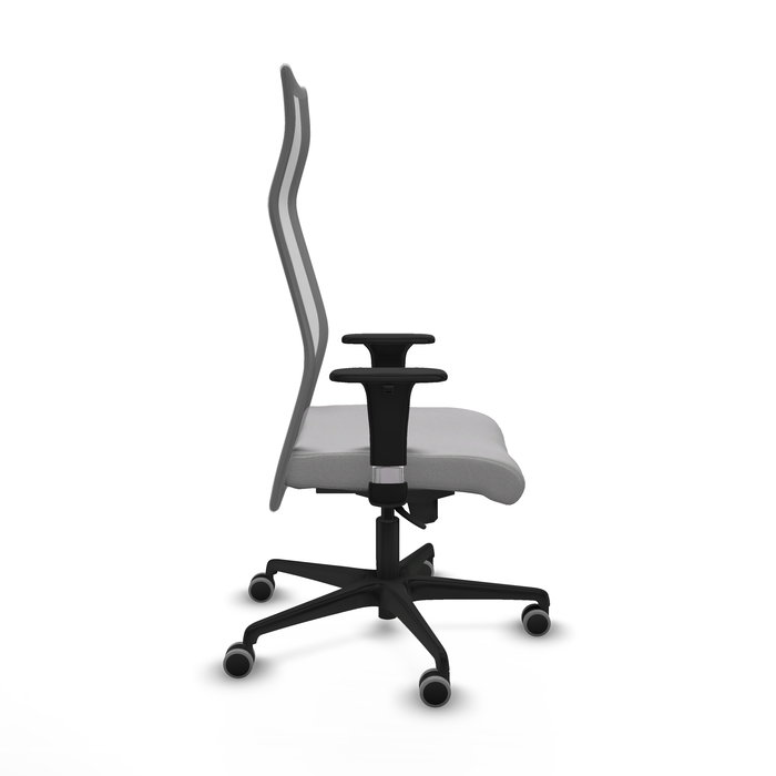 Sillón Albacete con mecanismo Sincro tapizada con Tela color Gris claro y malla color Gris. Equipado con Base nailon negra, Brazos 1D y Ruedas 65 mm parqué