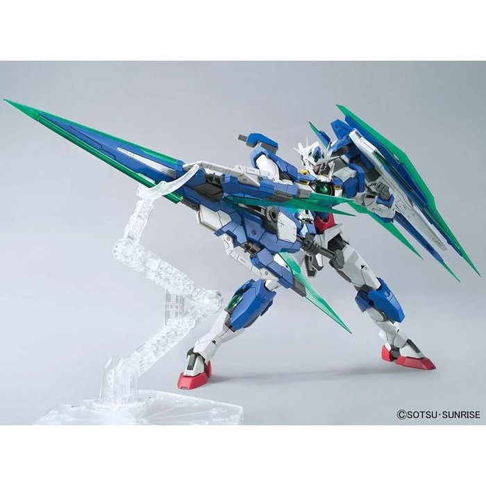 BANDAI HOBBY MG 00 QanT Full Saber - Master Grade 1/100 Mobile Suit Gundam 00V Senki Maqueta