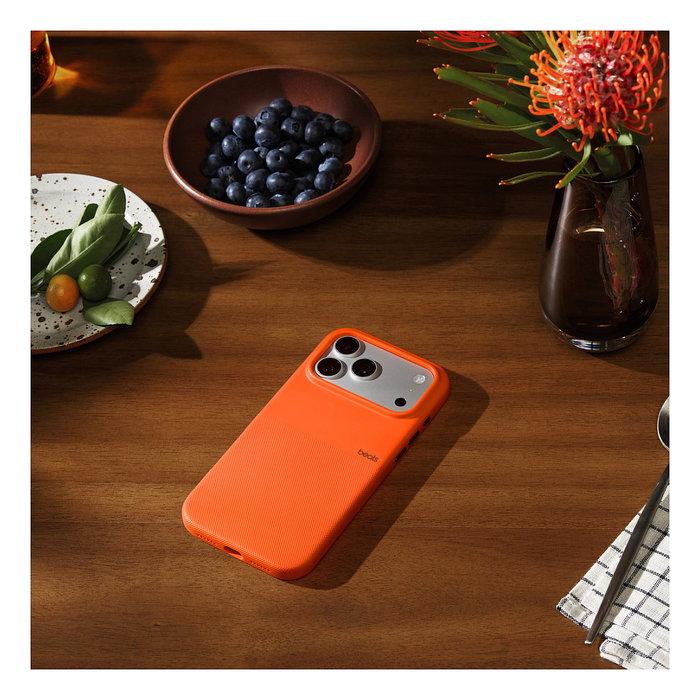Beats Funda Rugged con MagSafe para iPhone 17 Pro Max (17,5 cm/6.9") - Sierra Orange/MGJC4LL/A, Protección contra caídas y control de cámara