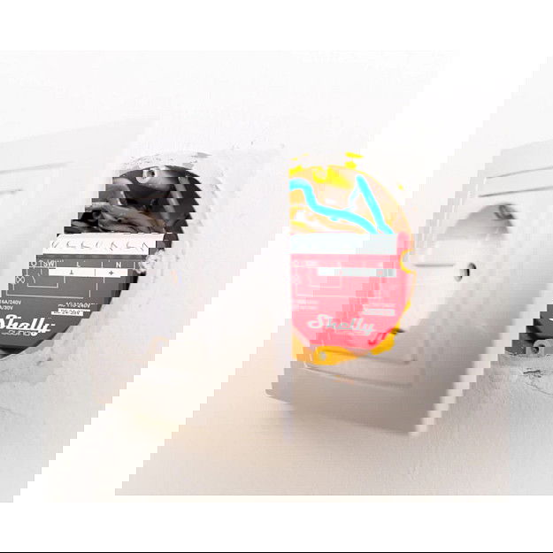 Shelly Wave 1PM Interruptor Inteligente Z-Wave Max 16A con Medición de Potencia