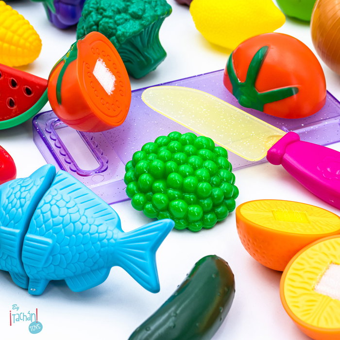 Tachan Maletín con Alimentos para Cortar Juguete de Imitación con 33 Piezas y Tabla de Cortar para Niños +18 Meses