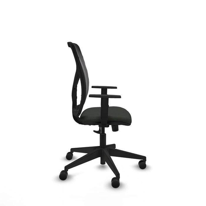 Silla de oficina Motilla con mecanismo Sincro tapizada con Tela color Negro y malla color negra. Equipada con lumbar 1D, Brazos 1D y Ruedas 65mm nailon