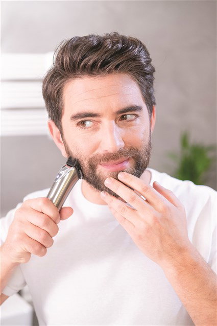 Wahl 9818-116 Afeitadora Corporal Inalámbrica de Acero Inoxidable con Batería de Litio