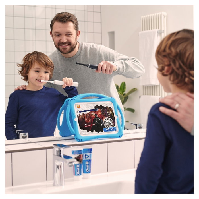 Oral-B Pro Junior Star Wars Cepillo Eléctrico Infantil Multicolor y Blanco
