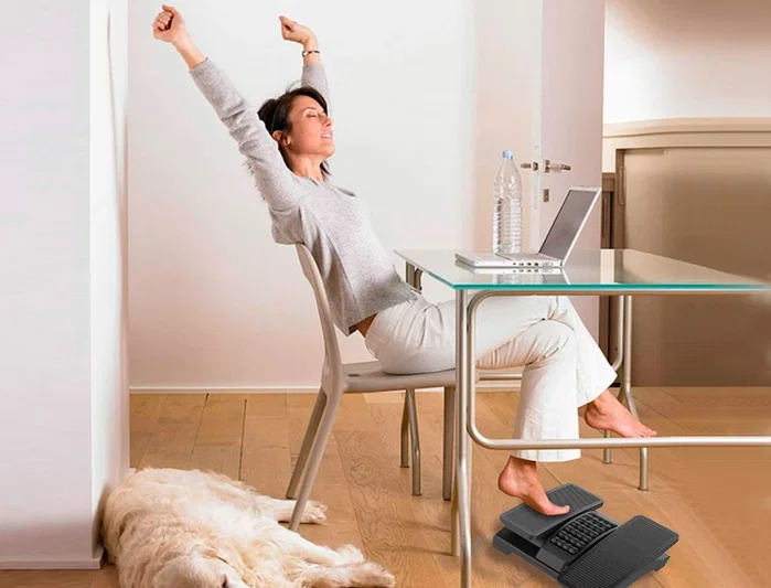 Q-connect Reposapiés Plástico Ajustable Derecha Izquierda Altura Masaje 430x320x110 mm Q-connect Reposapiés Plástico Ajustable Derecha Izquierda Altura Masaje 430x320x110 mm