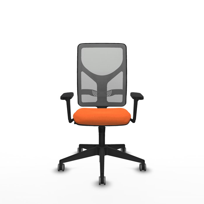 Silla de oficina Motilla con mecanismo Sincro tapizada con Tela color Naranja y malla color Gris. Equipada con lumbar 1D, Brazos 3D y Ruedas 65 mm parqué