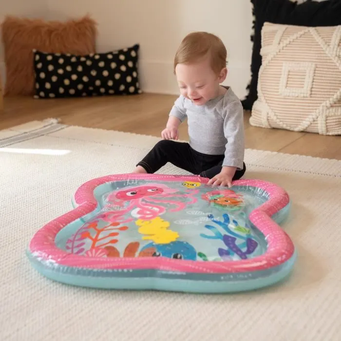 Baby Einstein BRI17558 - Colchoneta de agua grande para niñas, juego sensorial y de desarrollo infantil inflable, plegable, fácil de limpiar, desde 0 meses