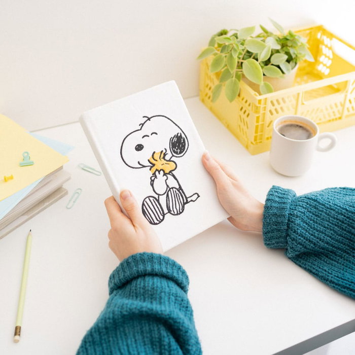 Peanuts Cuaderno Peluche A5 Premium Snoopy