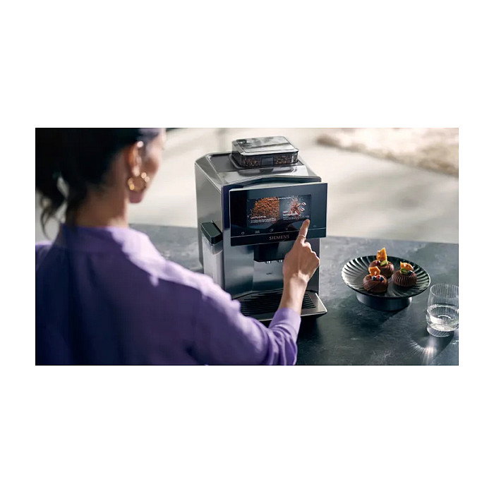 Siemens TQ903D03 Cafetera Superautomática Espresso con Molinillo Integrado, Tanque de Leche 0.7L, 19 Bar, 1500W, 2 Tazas Simultáneas, Acero Inoxidable