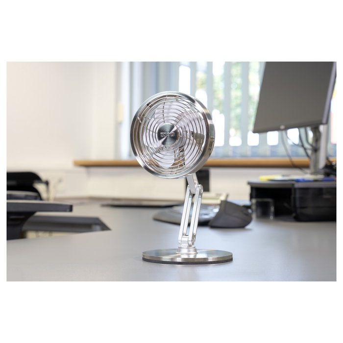 Unold Steel Flex 86705 Ventilador de Mesa Recargable, Cromo, 14 cm, 4 W, 12 h de Autonomía