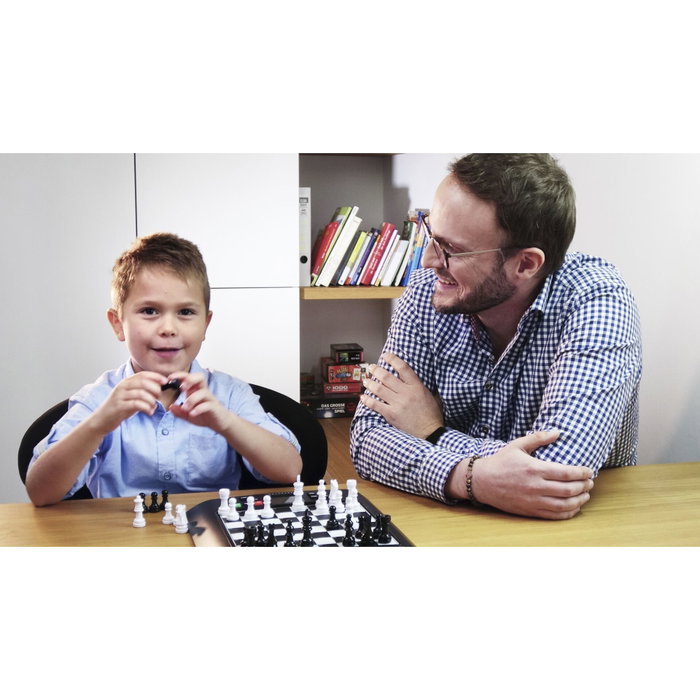 Millennium ChessGenius M810 Chess Computer