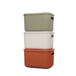 Aberto Design 241762 Set de 3 Cajas de Almacenaje Verde Claro, Rojo Teja y Crema 6.2L Plástico 18x25x16cm