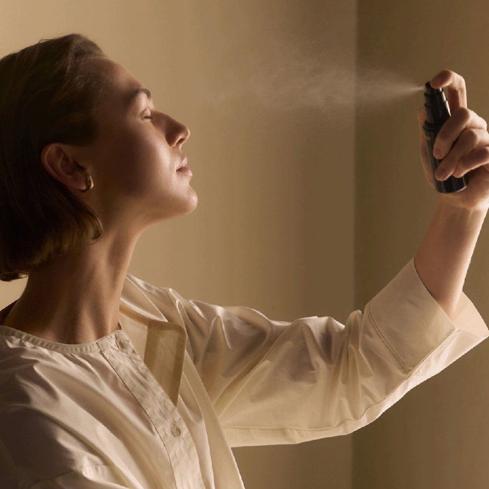 Sensai HYDRATING fix mist Bruma Hidratante Fijadora 50 ml | Acabado Impecable y Duradero