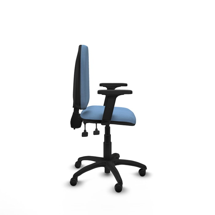 PIQUERAS Y CRESPO Silla de oficina Aýna Azul cielo con brazos 2D PIQUERAS Y CRESPO Silla de oficina Aýna Azul cielo con brazos 2D