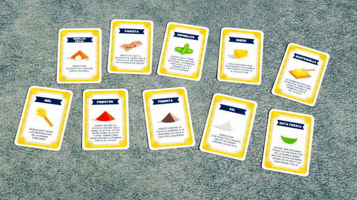 Tranjis Games - Juego de Mesa Patata! Variedad Party, Juego de Cartas para Fiestas y Reuniones, 2+ Jugadores, a Partir de 10 Años